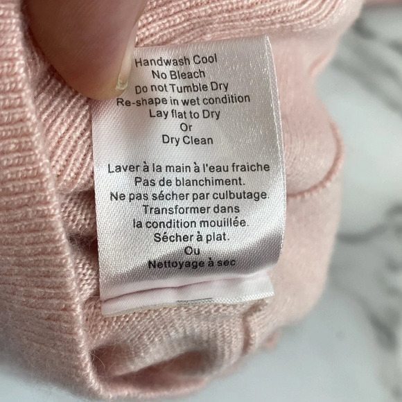 Talula Pullover Sweater‎ Womens Size Small Pink Cashmere Rabbit Hair Aritzia - Picture 4 of 12